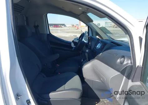 2019 Nissan Nv200 Sv z USA, uszkodzony, nr VIN 3N6CM0KN2KK706860